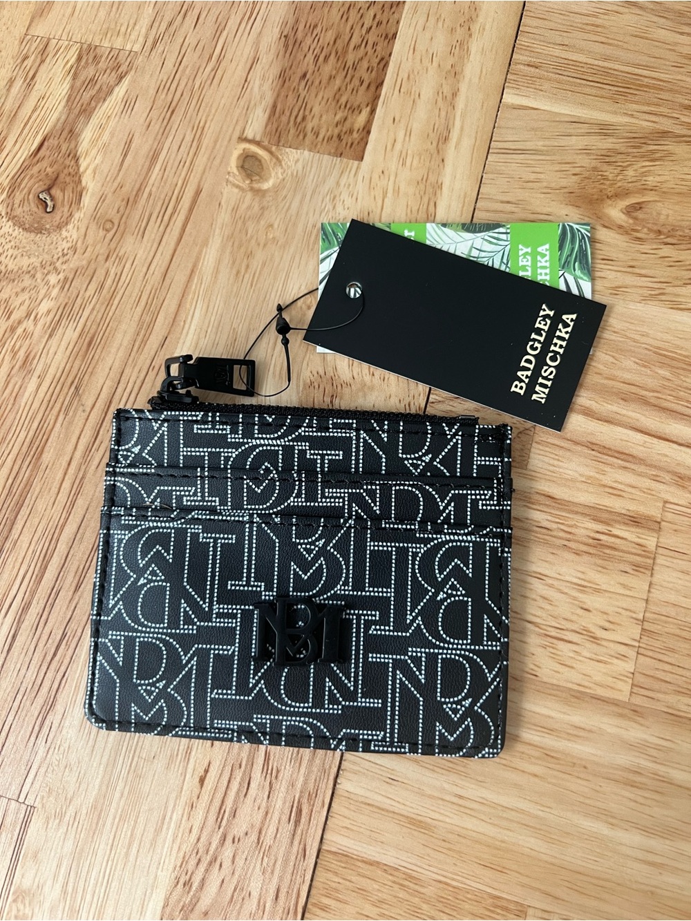 Badgley Mischka Black Logo Print Card Wallet